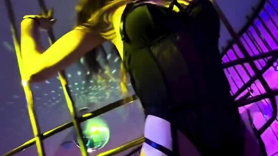 Как вам моя подружка??