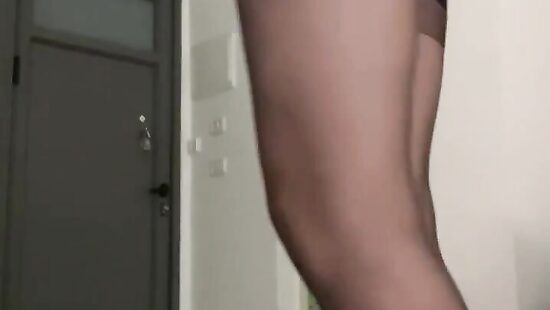 Хм, кого бы напоить чаем? 〈(•ˇ‿ˇ•)-→