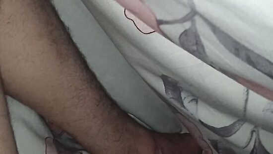 Порой то днём иль ночью, проснешься а младший брат говорит возьми меня в руку и найди