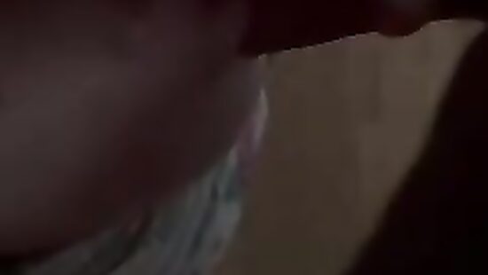 Даю в ротик подружане брата