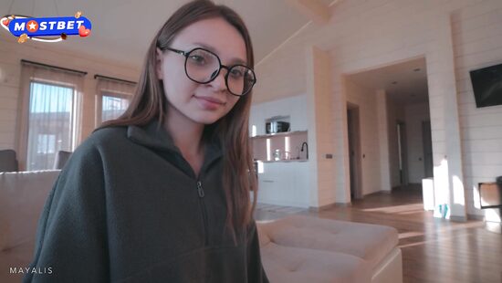 Тут-тук, впустит погреться...