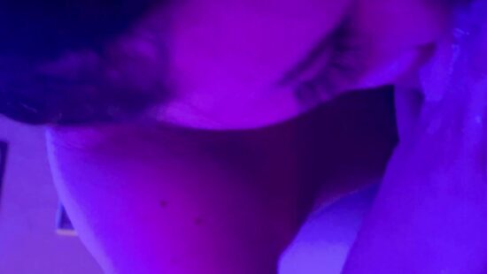 Очень слюнявый