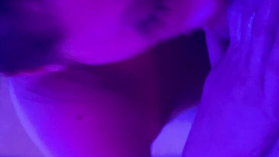 Очень слюнявый