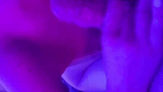 Очень слюнявый