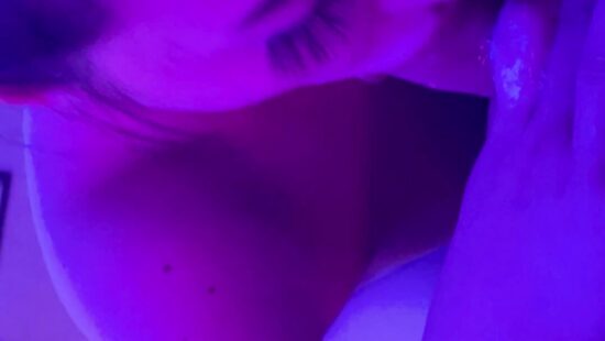 Очень слюнявый