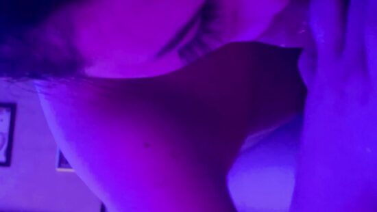 Очень слюнявый