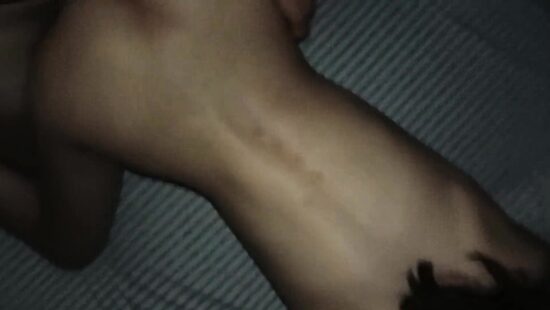 Секс с подругой без презерватива.