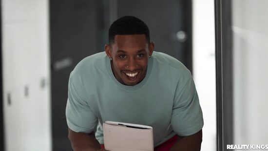 Через тонкие стены