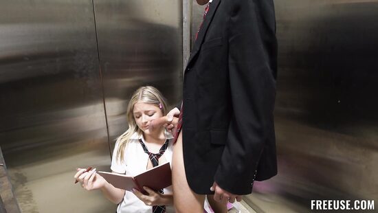 Как застрять в лифте и кончить