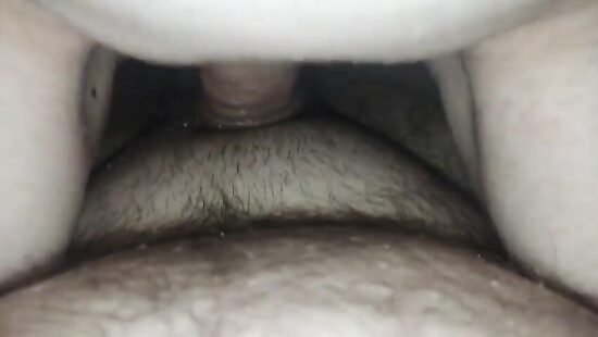 Секс письки с верху на твёрдом члене