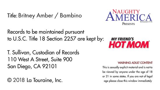 Перепутала друга сына с мужем и отдалась ему на Хэллоуин