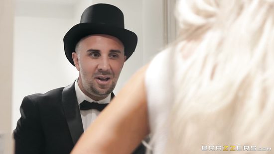 Принёс лекарство для члена и тут же продемонстрировал его действие