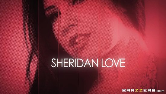 После женитьбы чуваку посчастливилось отжарить любимую порно звезду