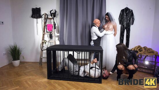 Фетиш-фанхаус: Испытание кольца и члена