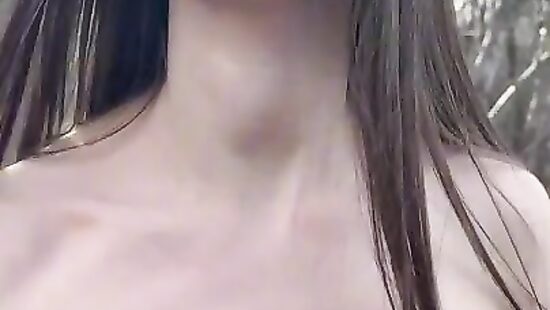 Сола Зола на стоянке пениса