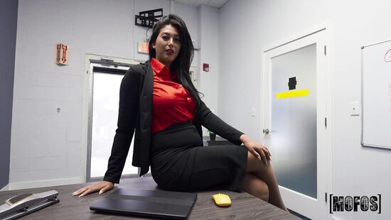 В день торжественного открытия