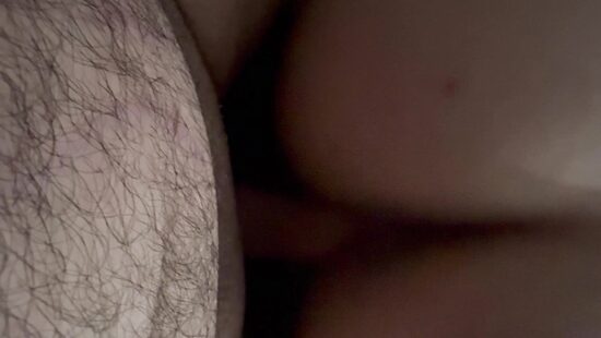 Шлюшка любит быть с верху