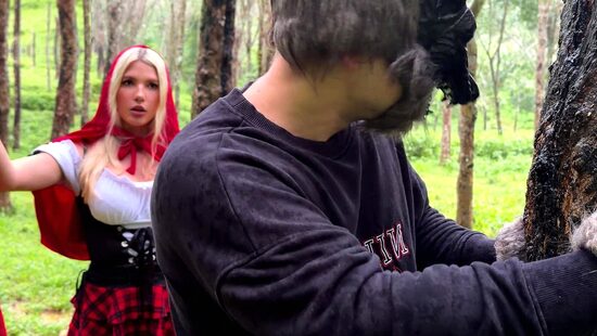 Красная шлюшечка из рода волкобоев