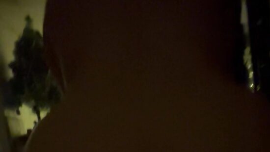 Задом с верху