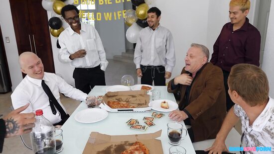 Мальчишник пошёл по пизде