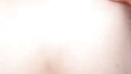 Трахнул одну милфетку в машине