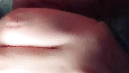 Посасывает