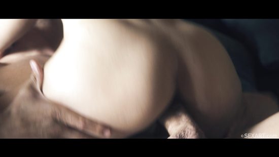 Мажор после тренировки отжарил плоскогрудую подружку в узенькую вагину