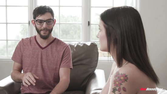 Бывший одноклассник осуществил мечту выебать в рот Розалин